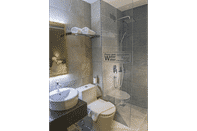 In-room Bathroom Redpine Boutique Hotel