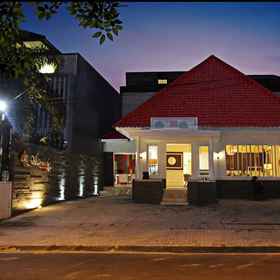 Exterior / Building 1 メリアラ エクスプレス チラキ, バンドゥンチャアン ホテル