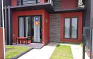 Exterior 2 D8 Kost (Male only)