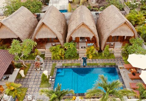Swimming Pool The Sandat Bungalow