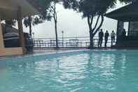 Swimming Pool Salak View Resort