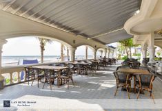 Restaurant 5 Lan Rung Beach Resort