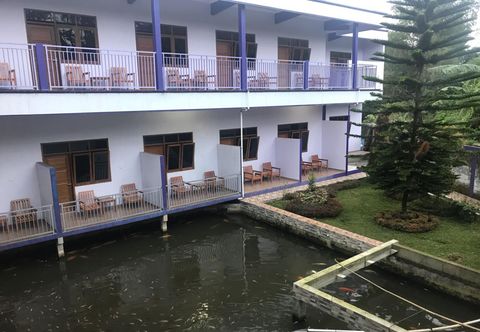 Exterior Hotel Tirta Arum 