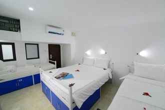 Kamar Tidur 4 Pillow Backpacker Hostel