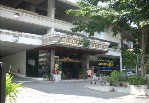 ภายนอกอาคาร Tongpoon Hotel 