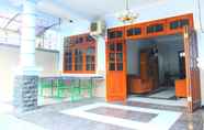 Lobi 4 Best House Syariah