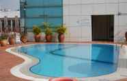 Kolam Renang 3 Orchard Point Serviced Apartments