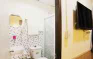 Bilik Mandi dalam Bilik 3 Sukhumvit 20 Guest House 