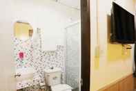 Bilik Mandi dalam Bilik Sukhumvit 20 Guest House 