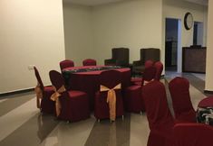 Lobby 4 Grand Business Hotel