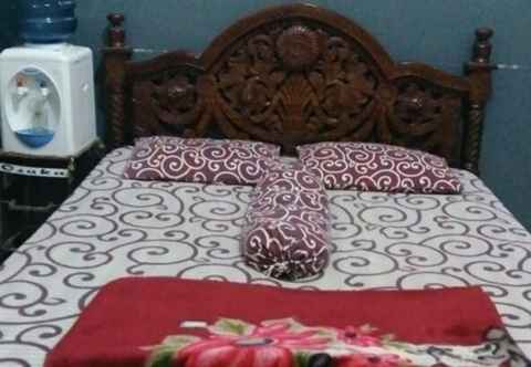 Bedroom Comfort Room at Homestay Patria
