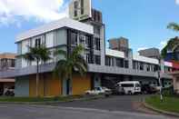 Exterior Labuk Hotel 