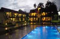 Swimming Pool Lotus Seaview Beach Resort & Spa