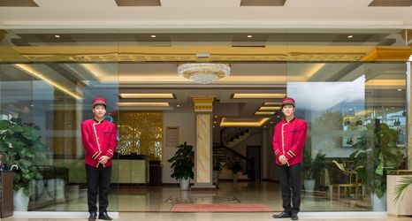 Lobby 2 Sapa Praha Hotel