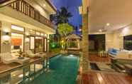 Kolam Renang 3 Villa Club Corner Residence by Nagisa Bali