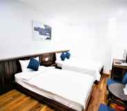 Bedroom 2 Bazan Hotel DaLat