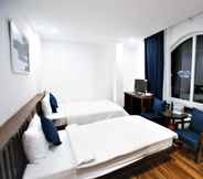 Bedroom 4 Bazan Hotel DaLat