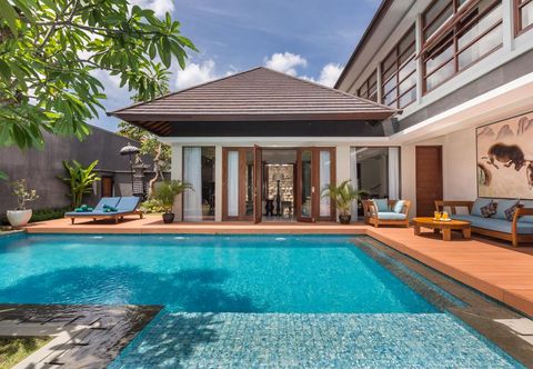 Swimming Pool Entrada Seminyak Villa By Nagisa Bali