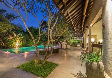 Lobby Villa Roku by Nagisa Bali