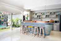 Bar, Cafe and Lounge Villa Sky Li by Nagisa Bali