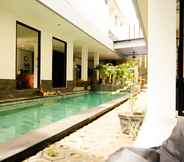 Swimming Pool 7 Bintang Darmawan Villa (BDV)