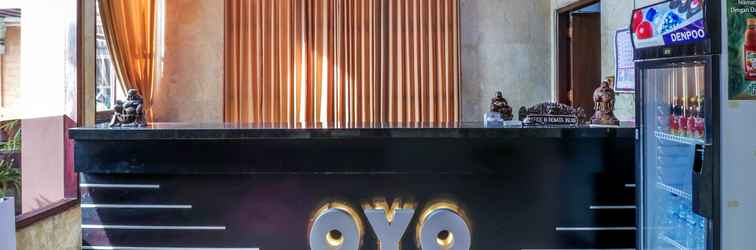 Lobby Super OYO 1952 Hotel Dewata Indah