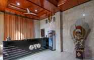 Lobby 5 Super OYO 1952 Hotel Dewata Indah