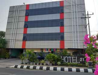 Lobi 2 Hotel 21 Pati