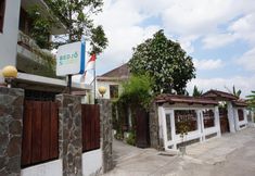 外観 2 Bedjo Homestay by Dasinem