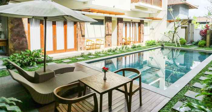 Swimming Pool Toya Villa Ubud