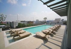 Swimming Pool 7 Casa Vimaya Riverside