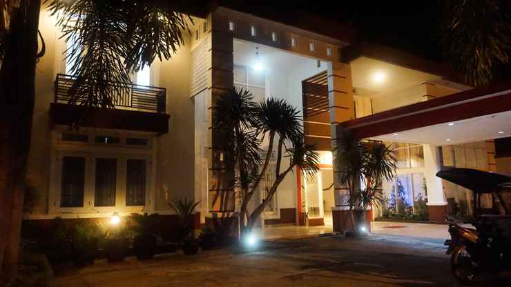 The Garden Hotel, Kota Gorontalo - Harga Hotel Terbaru di Traveloka