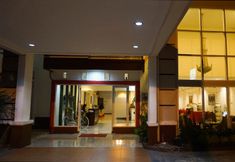 Exterior 3 The Garden Hotel