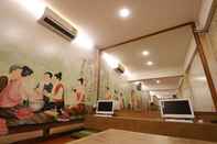 Entertainment Facility Mariya Lady Hostel at Suvarnabhumi Airport