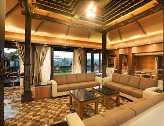 Lobi 2 Villa Gajah Golf