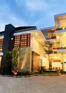 EXTERIOR_BUILDING Kautaman Hotel