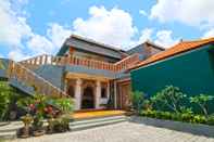 Exterior Clover House Bali