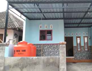 Exterior 2 Liza Homestay