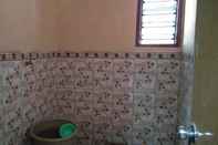 Toilet Kamar Liza Homestay