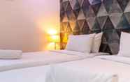 ห้องนอน 5 Bed By ThaPra Hotel