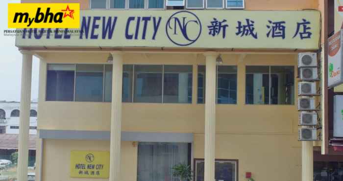 Bên ngoài New City Hotel Kajang