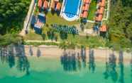 Nearby View and Attractions 5 Le Menara Beachfront Villa & Resort