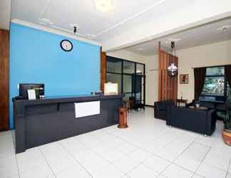 Lobby 2 Hotel Gita Puri