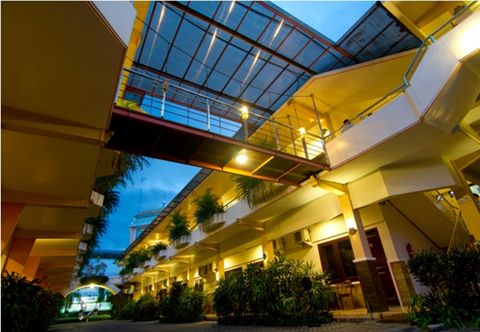 Lobby Hotel Puri Perdana