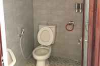 Toilet Kamar Hotel dan Resto Pantai Citepus