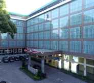 Exterior 4 Novena Hotel Bandung