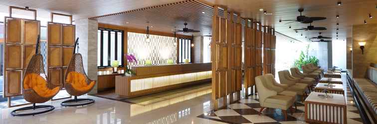 Lobby Wyndham Dreamland Resort Bali