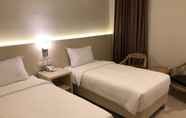 Bilik Tidur 6 Amazing Riverside Hotel Lubuklinggau