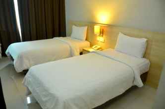 Bedroom 4 Grand Cakra Hotel Malang