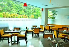 Restaurant 5 Grand Cakra Hotel Malang